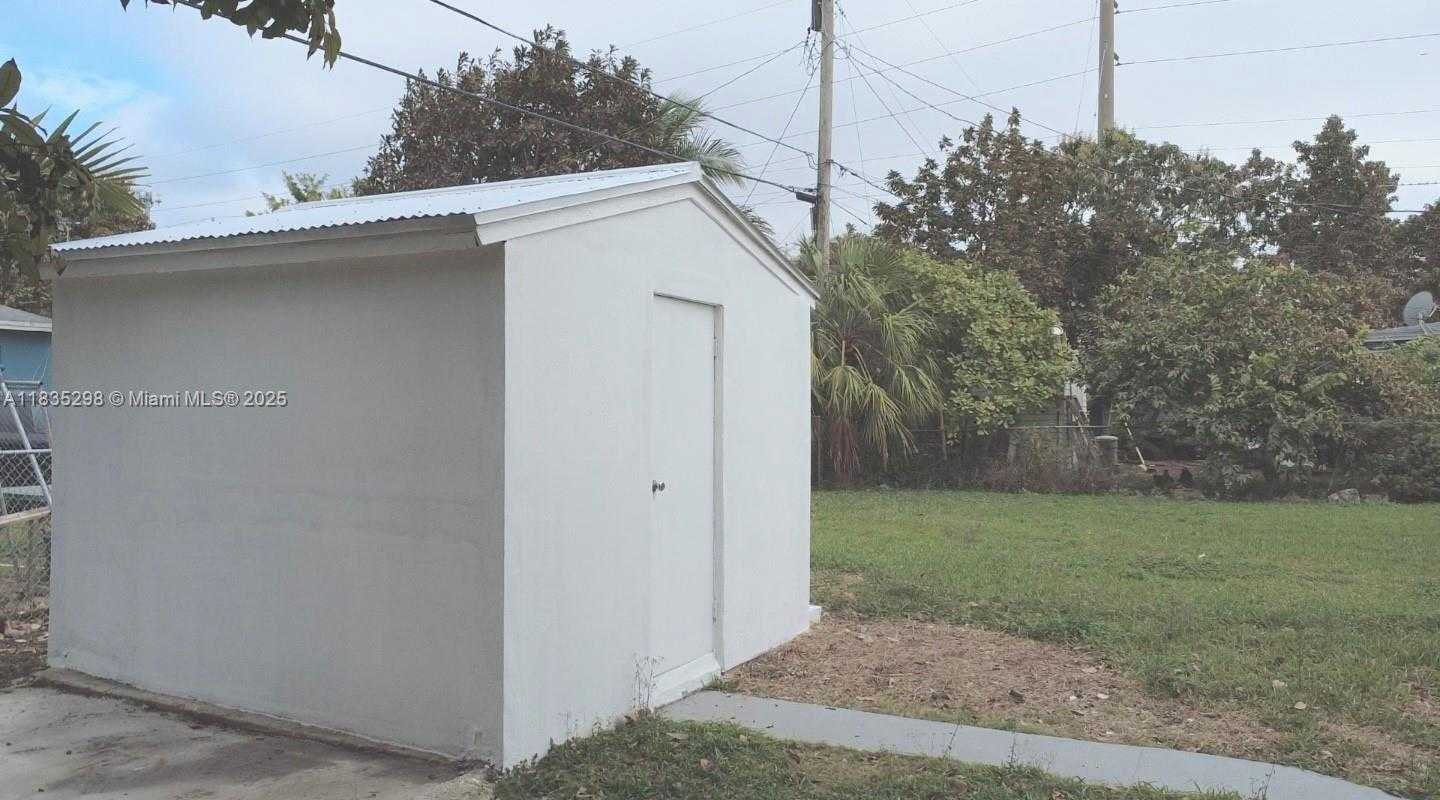 Small Image of 18711 SOUTH WEST 316TH TER, Homestead Number 20