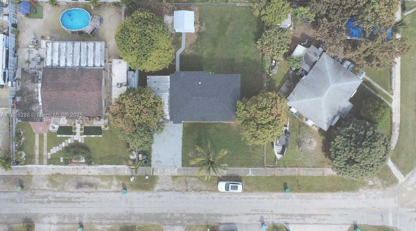 Small Image of 18711 SOUTH WEST 316TH TER, Homestead Number 25