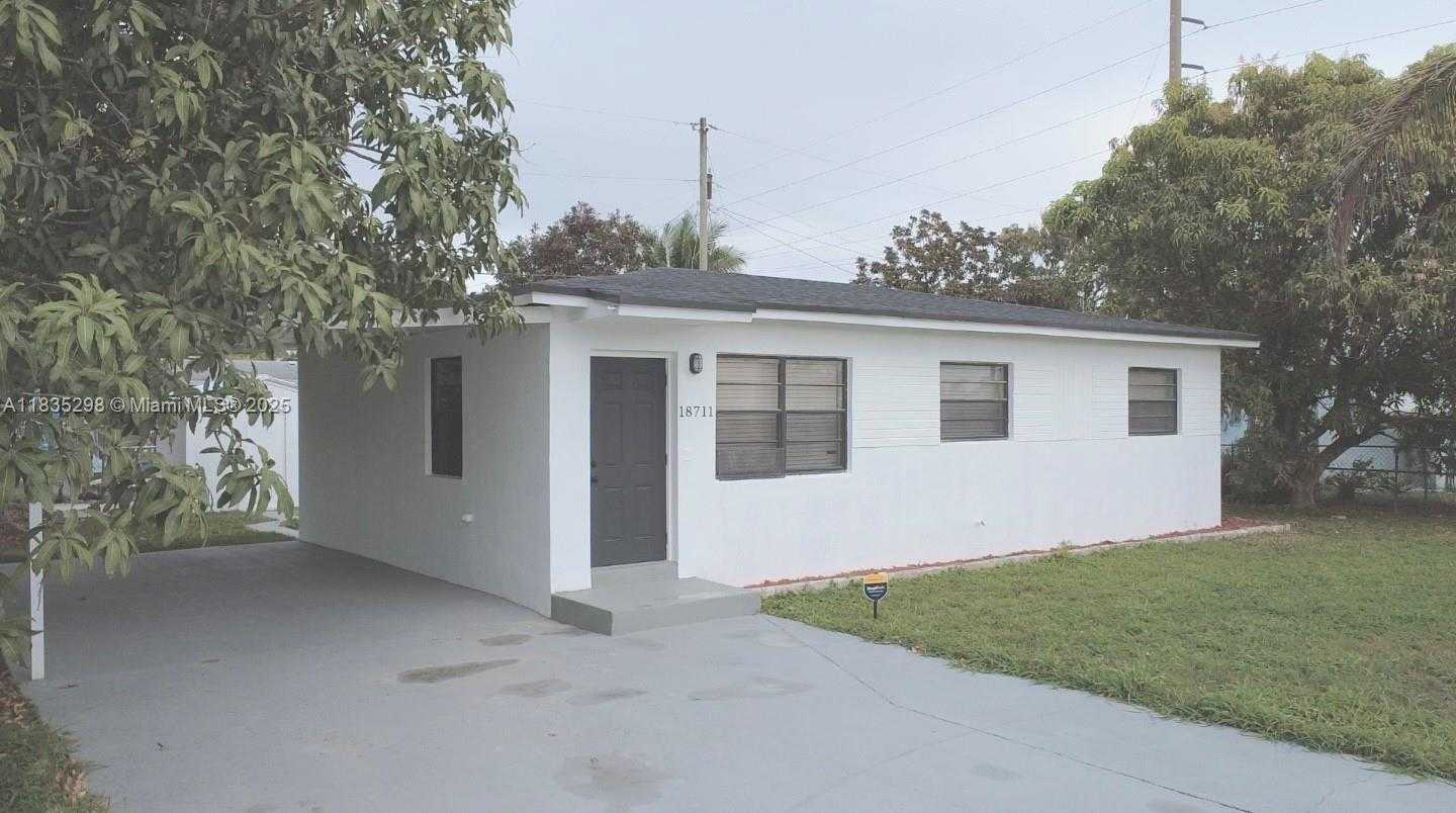 Small Image of 18711 SOUTH WEST 316TH TER, Homestead Number 3