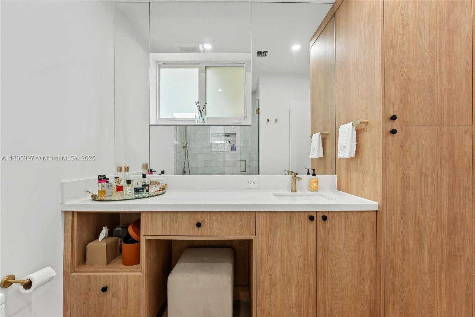 Small Image of 511 CATALONIA AVE, Coral Gables Number 18