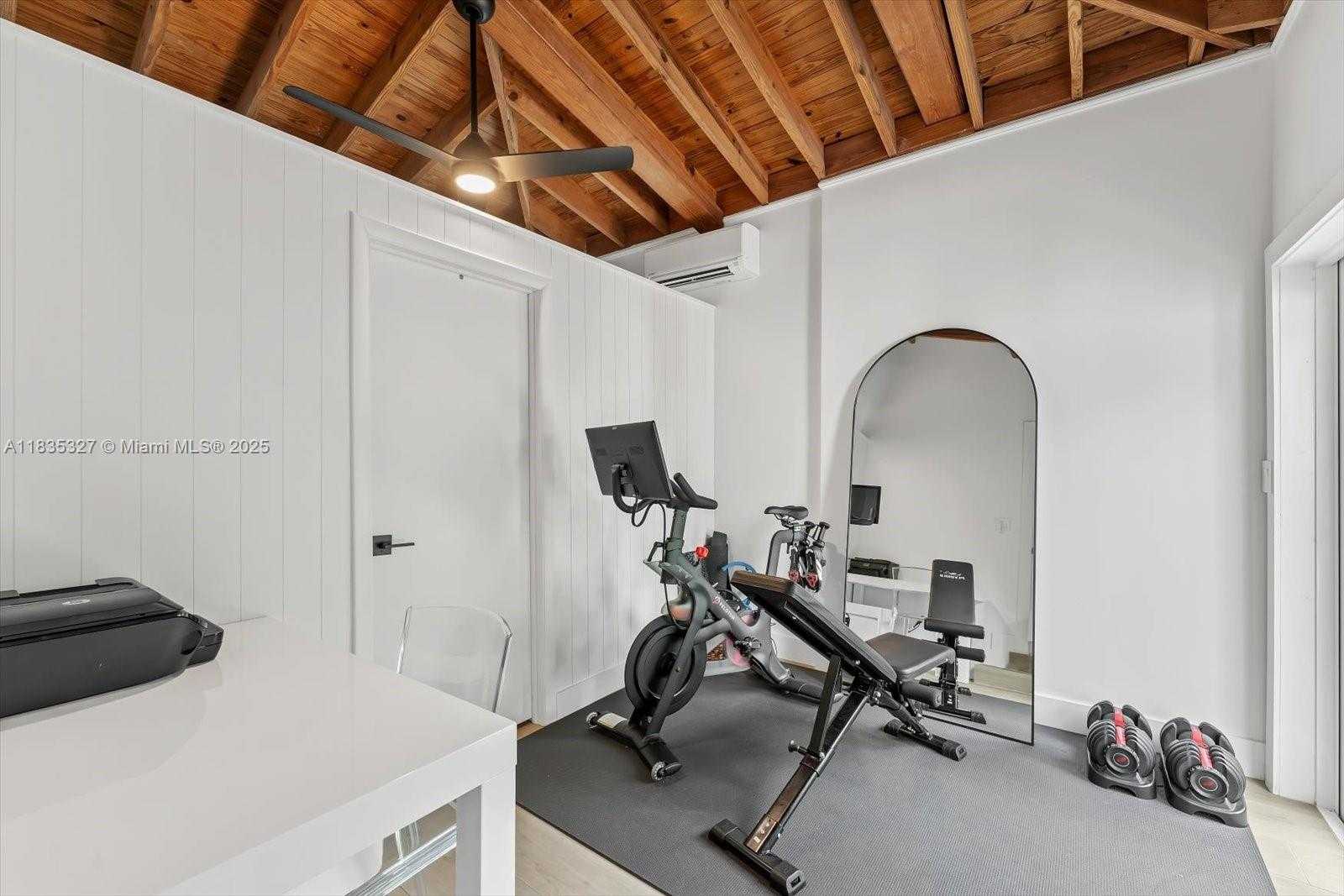 Small Image of 511 CATALONIA AVE, Coral Gables Number 20