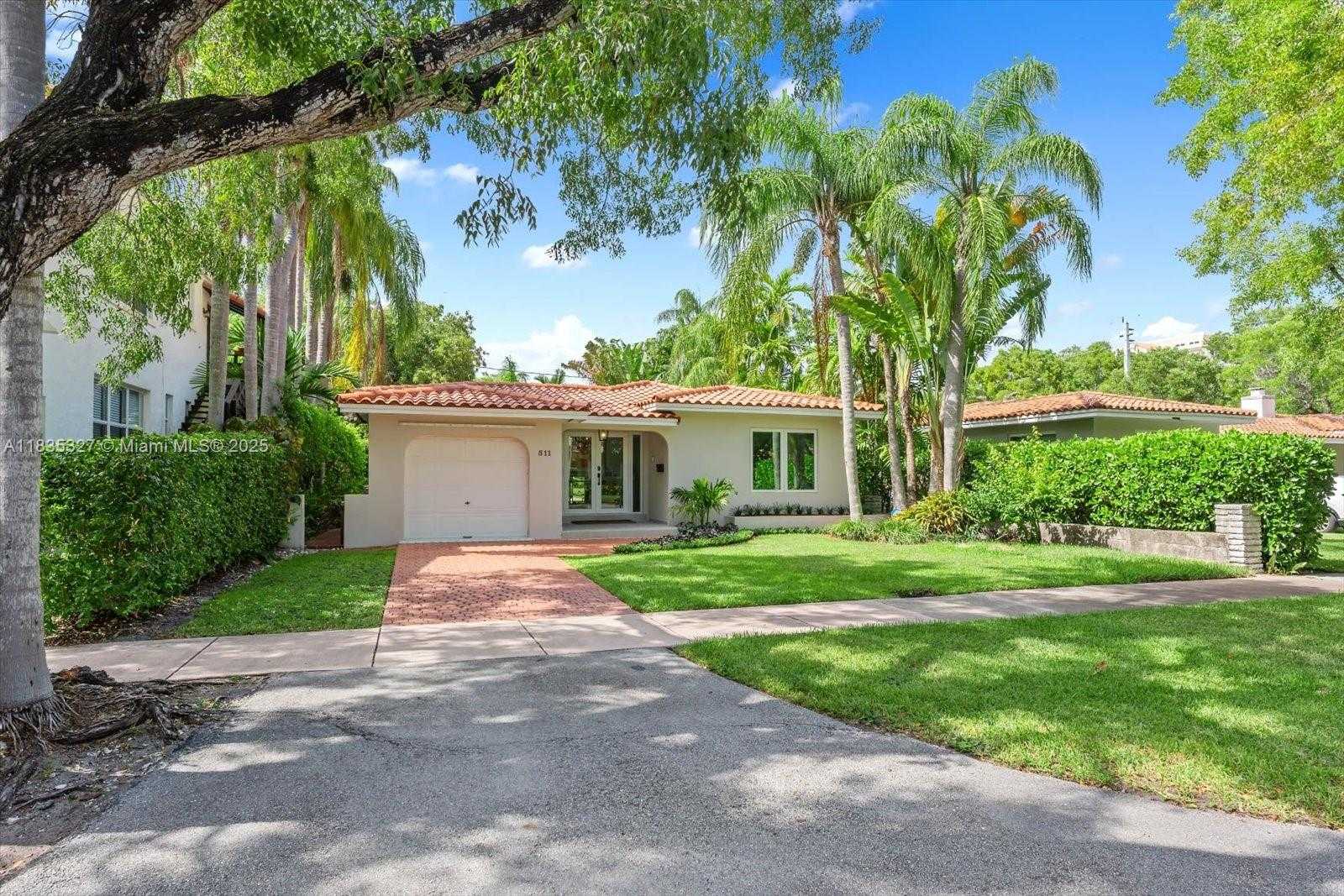 Small Image of 511 CATALONIA AVE, Coral Gables Number 27