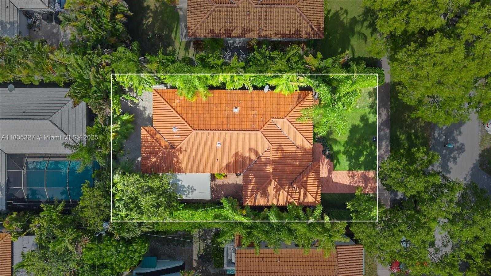 Small Image of 511 CATALONIA AVE, Coral Gables Number 29
