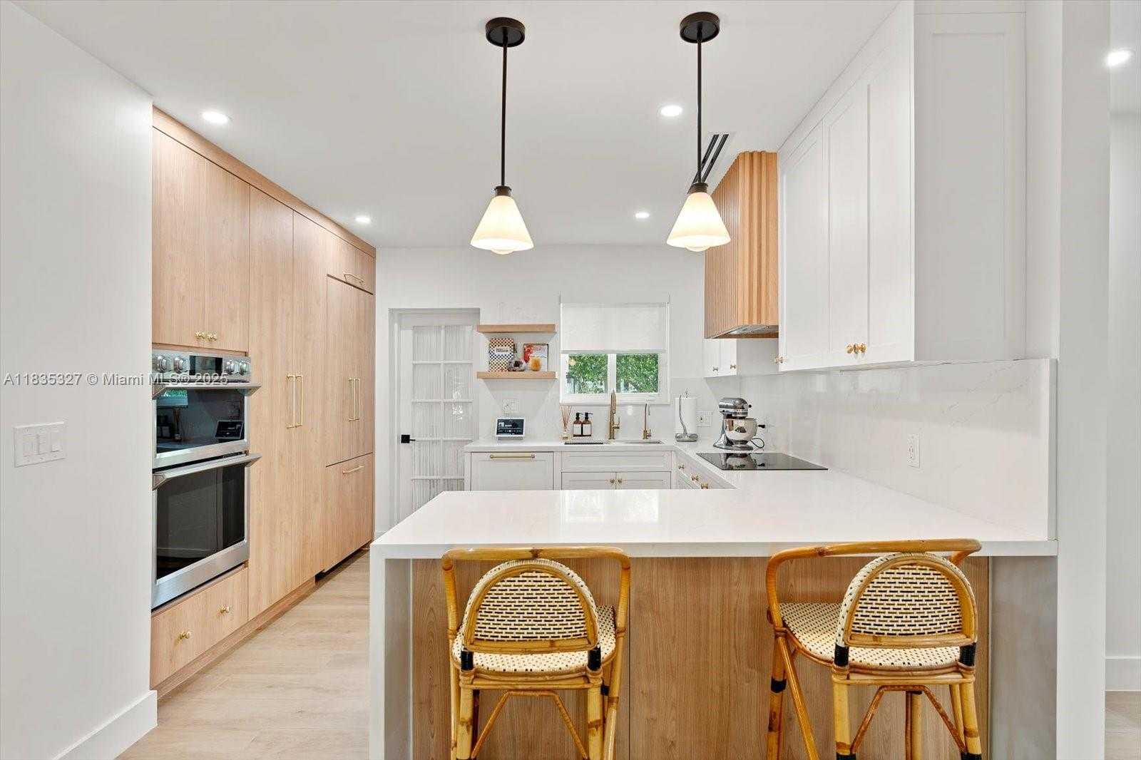 Small Image of 511 CATALONIA AVE, Coral Gables Number 8