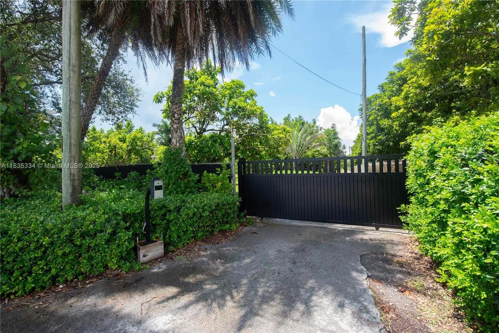 Small Image of 23400 SOUTH WEST 192ND AVE, Homestead Number 85
