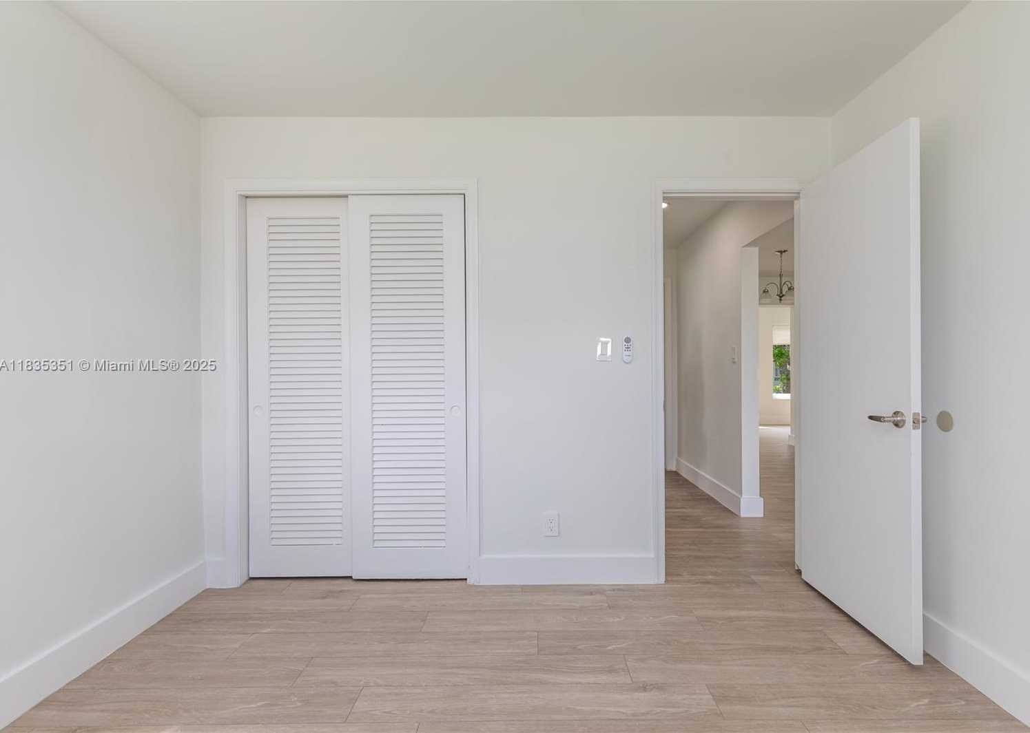 Small Image of 4516 MAINLAND DR, Tamarac Number 30