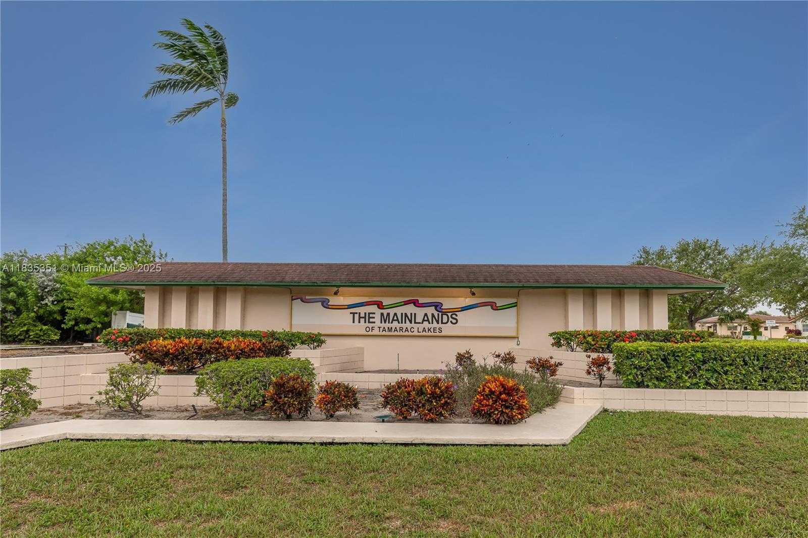 Small Image of 4516 MAINLAND DR, Tamarac Number 37