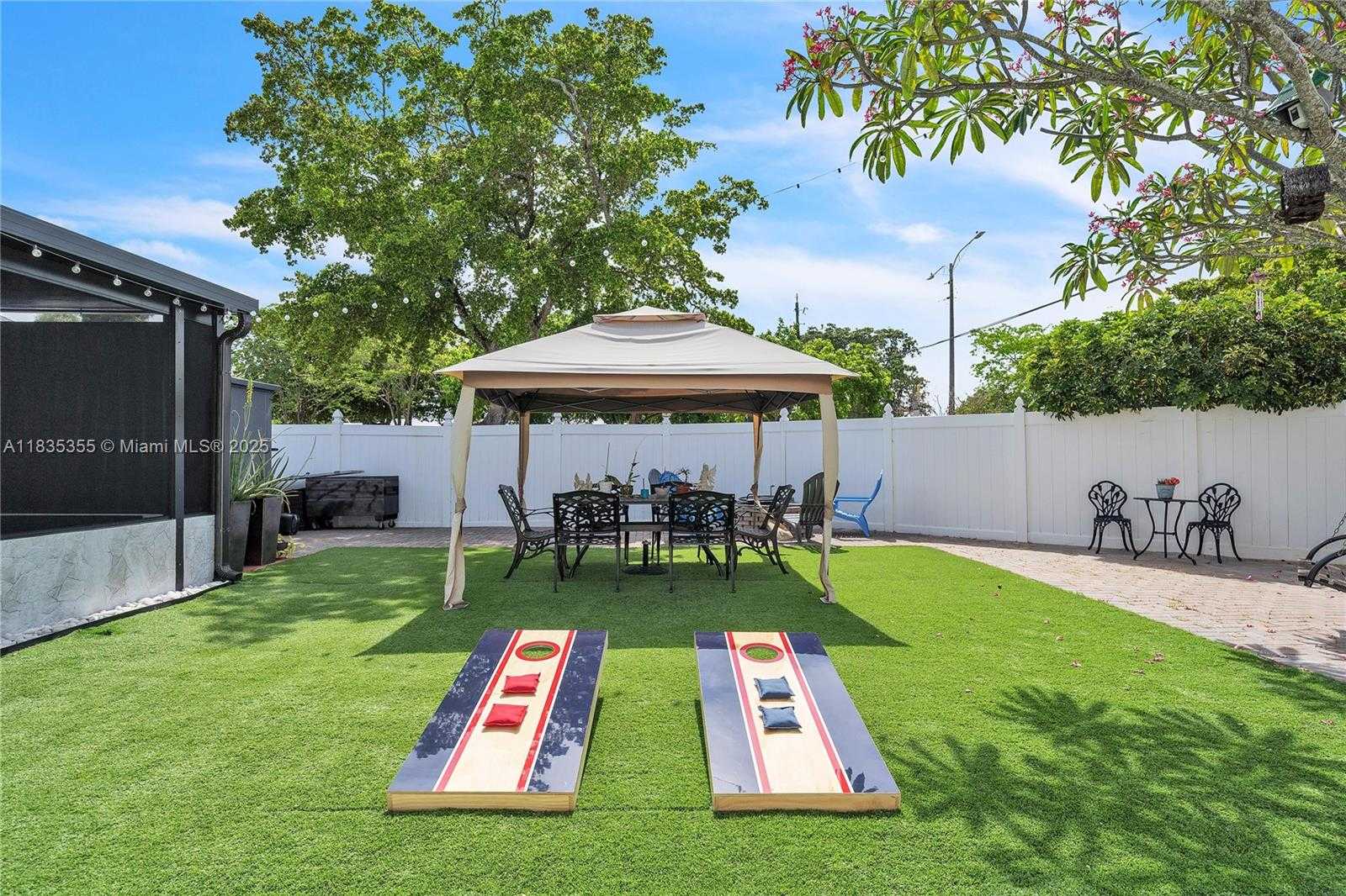 Small Image of 1020 SOUTH WEST 4TH AVE, Fort Lauderdale Number 31