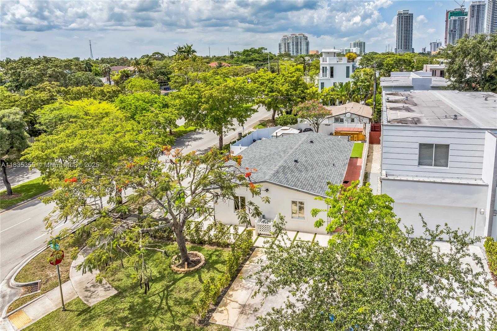 Small Image of 1020 SOUTH WEST 4TH AVE, Fort Lauderdale Number 38
