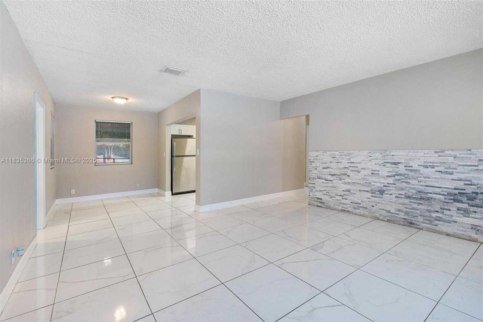 Small Image of 2307 RODMAN ST, Hollywood Number 18