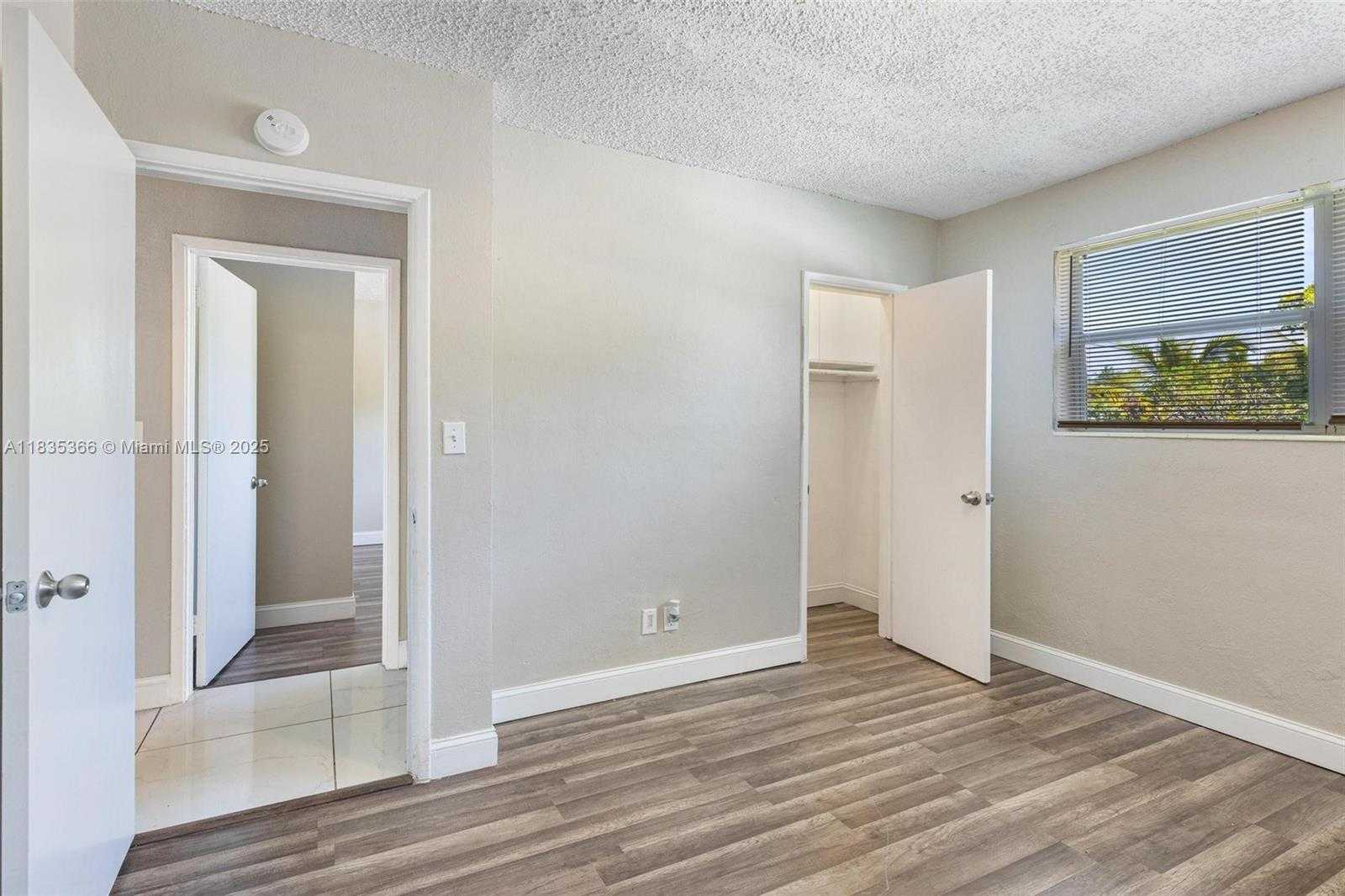 Small Image of 2307 RODMAN ST, Hollywood Number 9