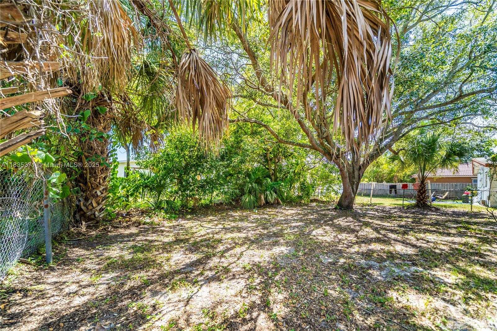 Small Image of 2824 NORTH WEST 8TH ST, Fort Lauderdale Number 4