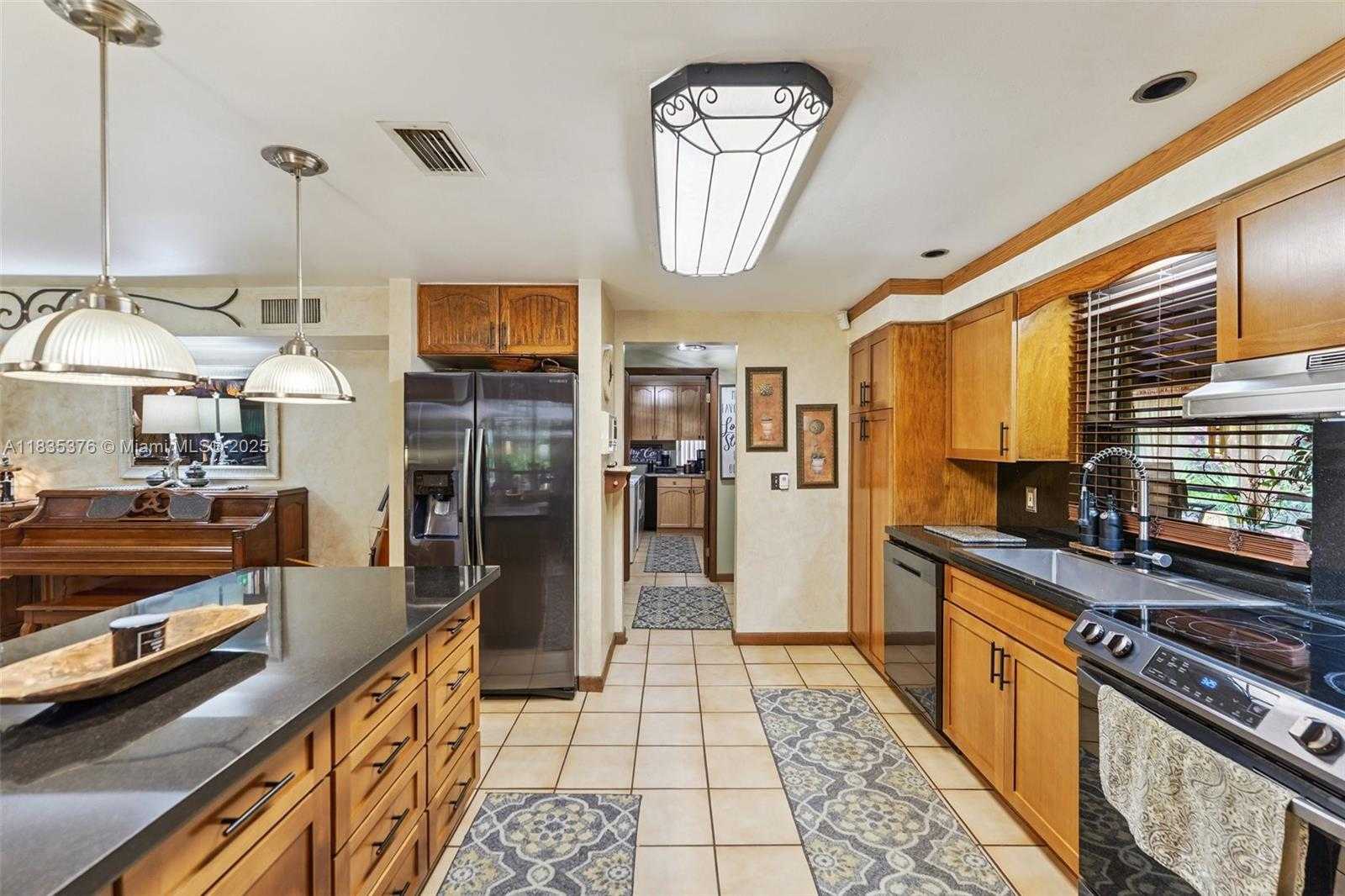 Small Image of 28550 SOUTH WEST 192ND AVE, Homestead Number 12