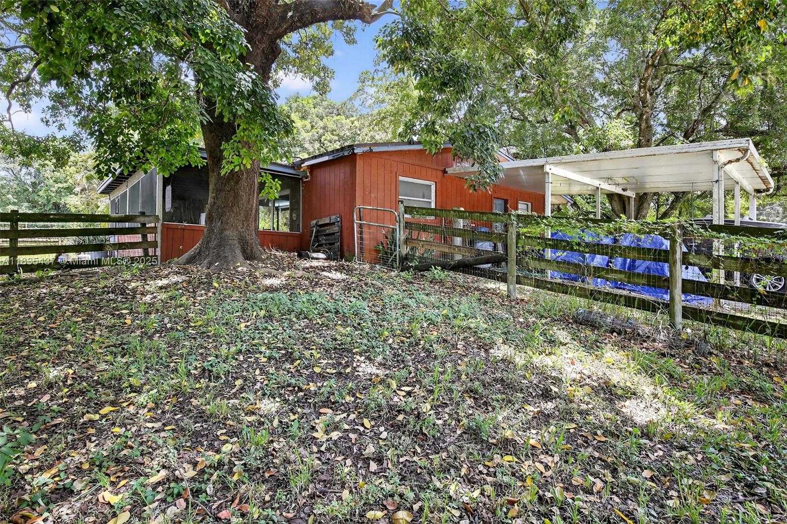 Small Image of 13851 SOUTH WEST 26TH ST, Davie Number 18