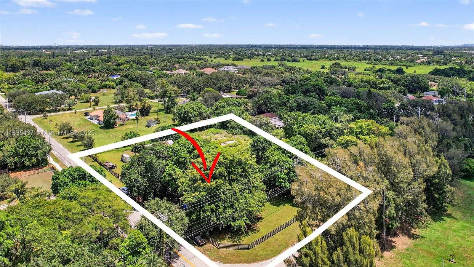 Small Image of 13851 SOUTH WEST 26TH ST, Davie Number 34