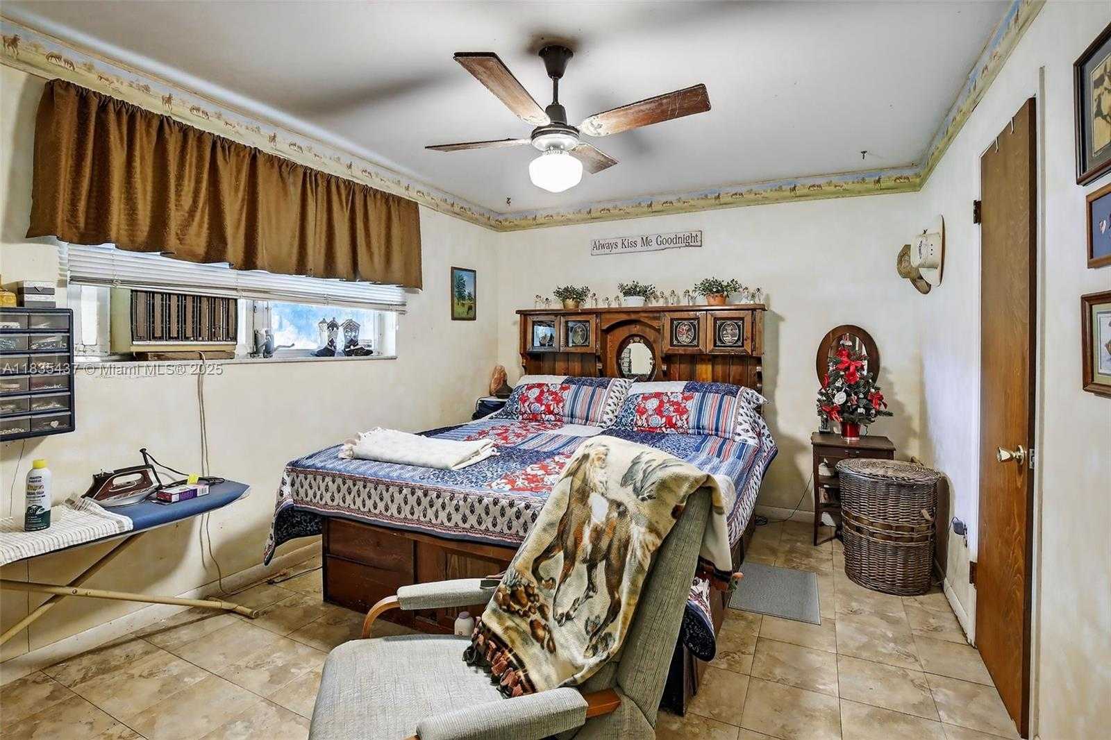 Small Image of 13851 SOUTH WEST 26TH ST, Davie Number 9