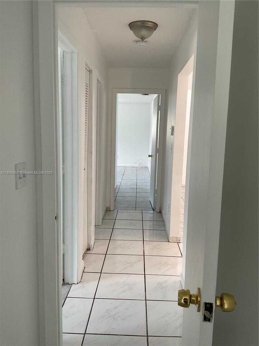 Small Image of 9000 SOUTH WEST 202ND TER, Cutler Bay Number 19