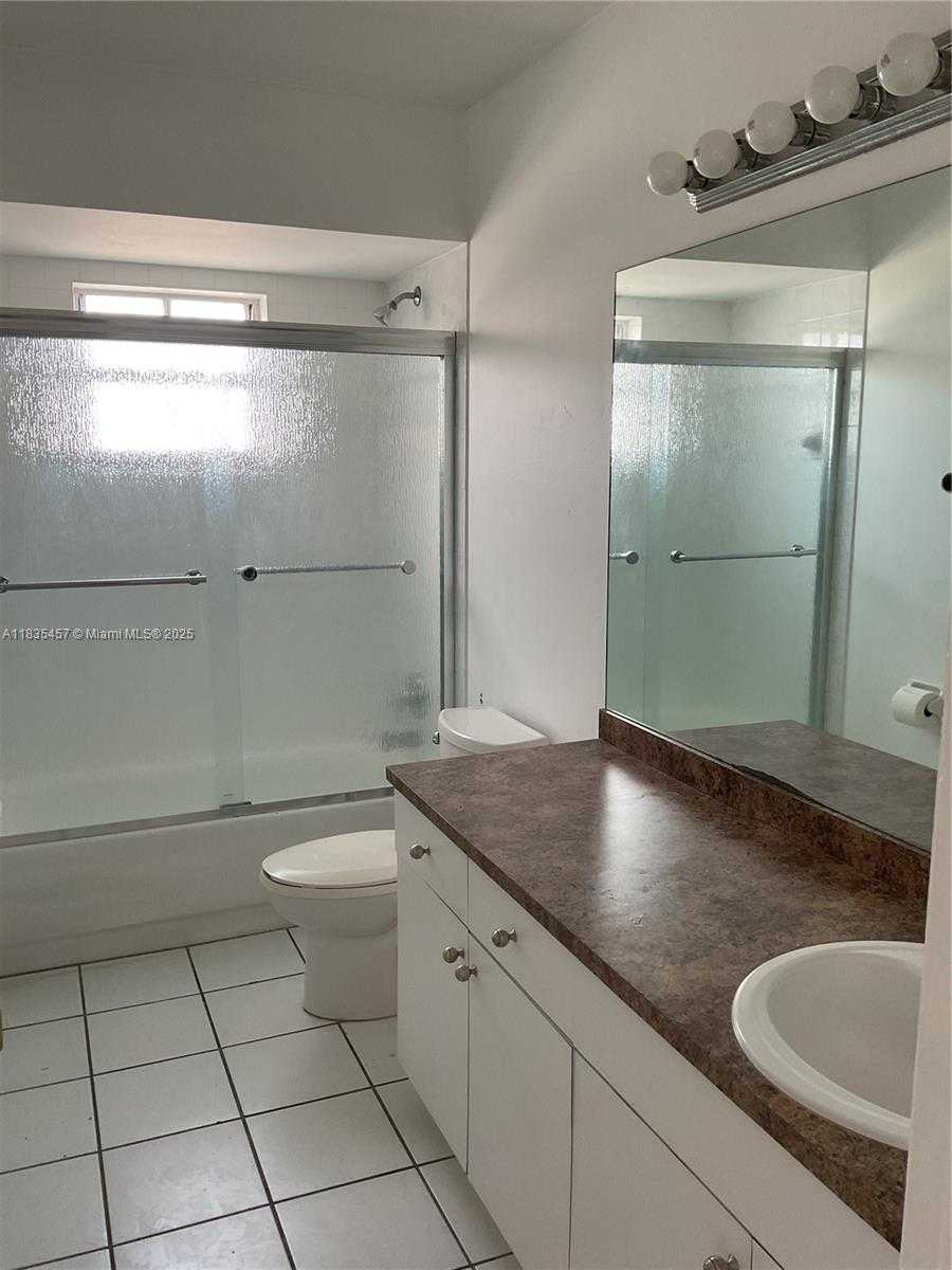 Small Image of 9000 SOUTH WEST 202ND TER, Cutler Bay Number 20