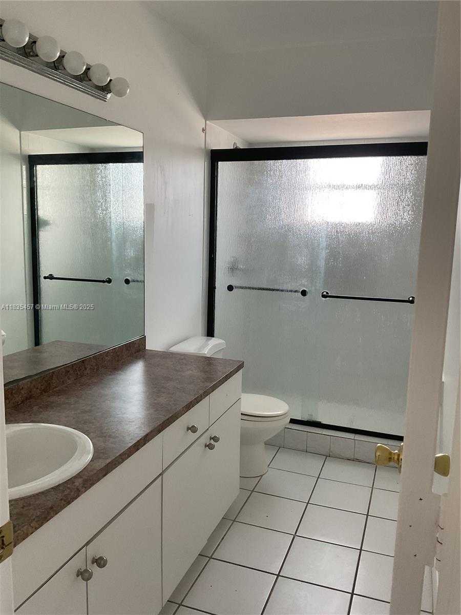 Small Image of 9000 SOUTH WEST 202ND TER, Cutler Bay Number 21