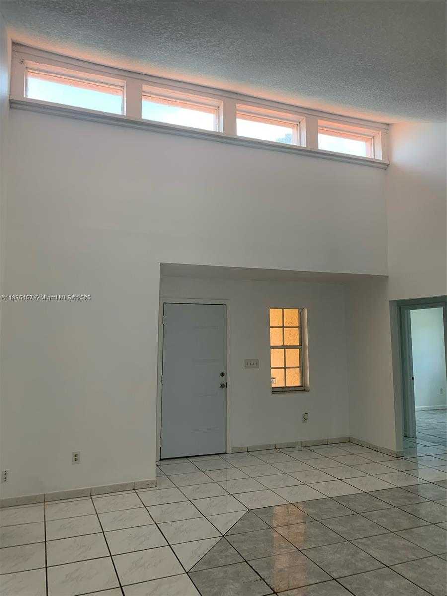 Small Image of 9000 SOUTH WEST 202ND TER, Cutler Bay Number 6