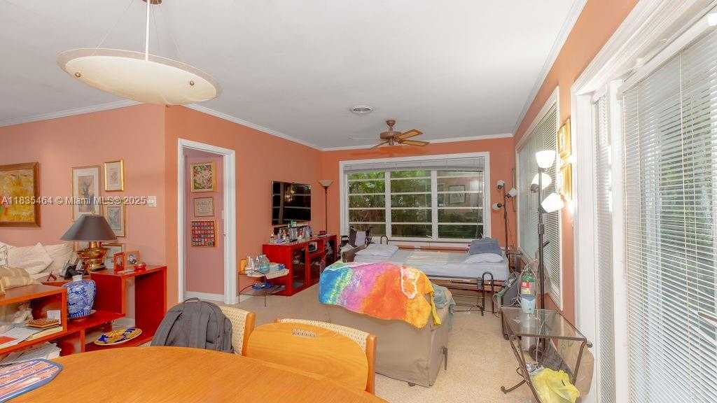 Small Image of 1530 CATALONIA AVE, Coral Gables Number 15