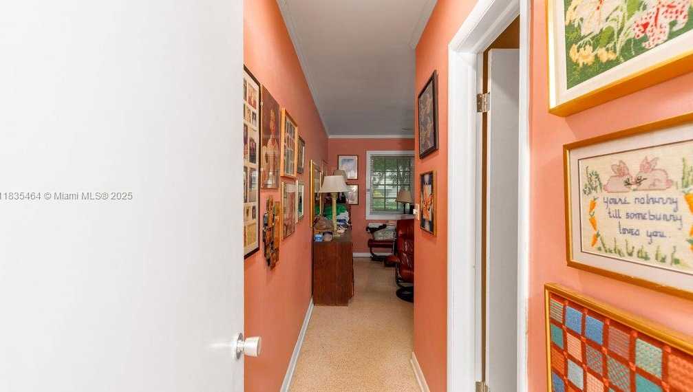 Small Image of 1530 CATALONIA AVE, Coral Gables Number 16