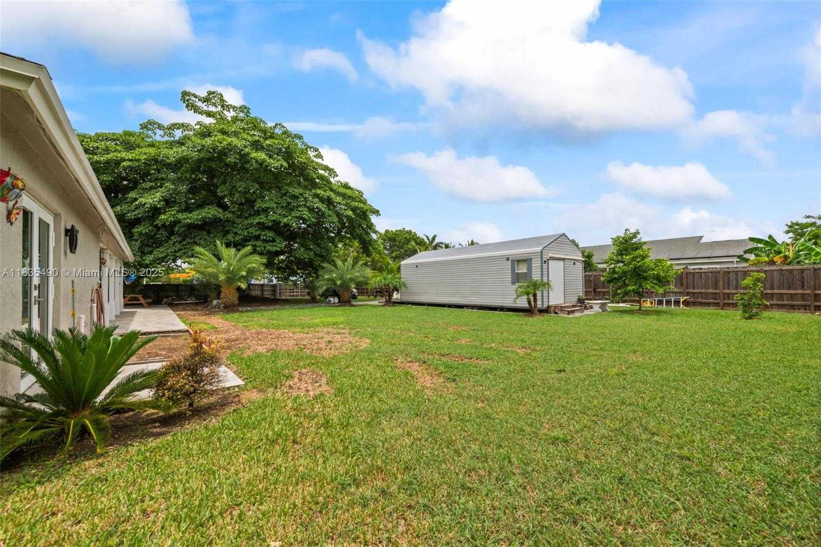 Small Image of 16255 SOUTH WEST 281ST ST, Homestead Number 32
