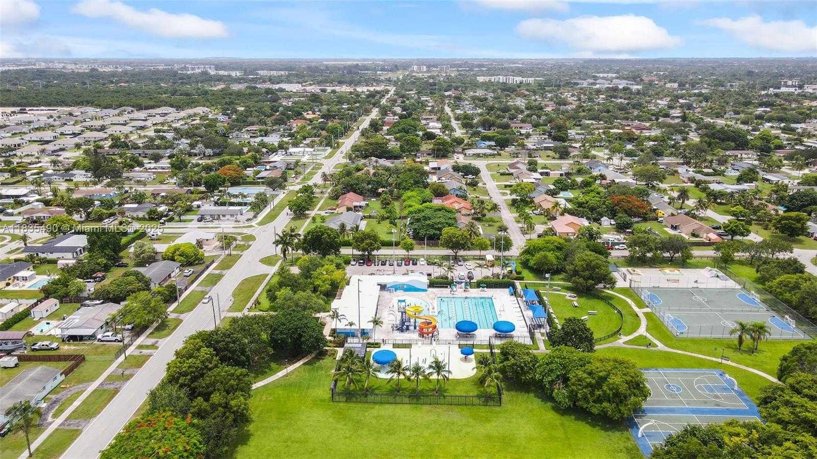 Small Image of 16255 SOUTH WEST 281ST ST, Homestead Number 38