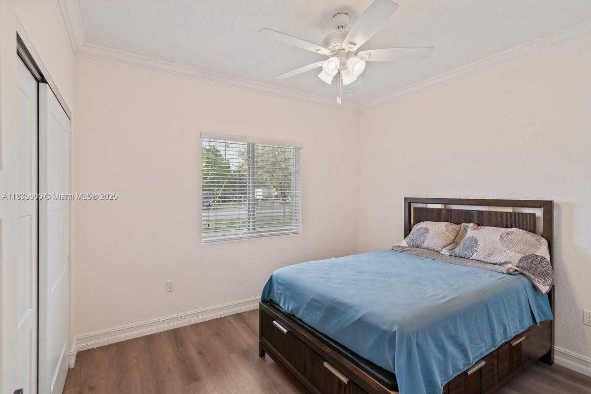 Small Image of 1941 NORTH WEST 151ST ST, Miami Gardens Number 5