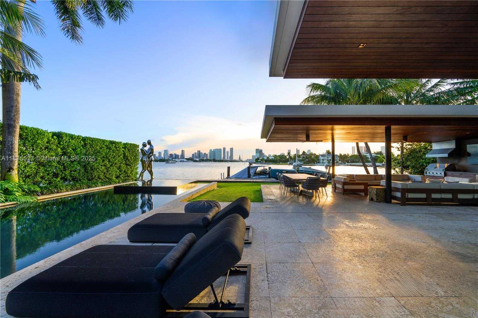 Small Image of 126 WEST SAN MARINO DR, Miami Beach Number 10