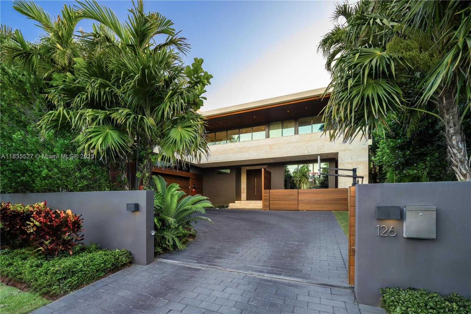 Small Image of 126 WEST SAN MARINO DR, Miami Beach Number 14