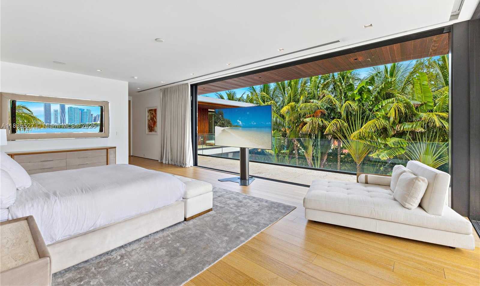 Small Image of 126 WEST SAN MARINO DR, Miami Beach Number 38
