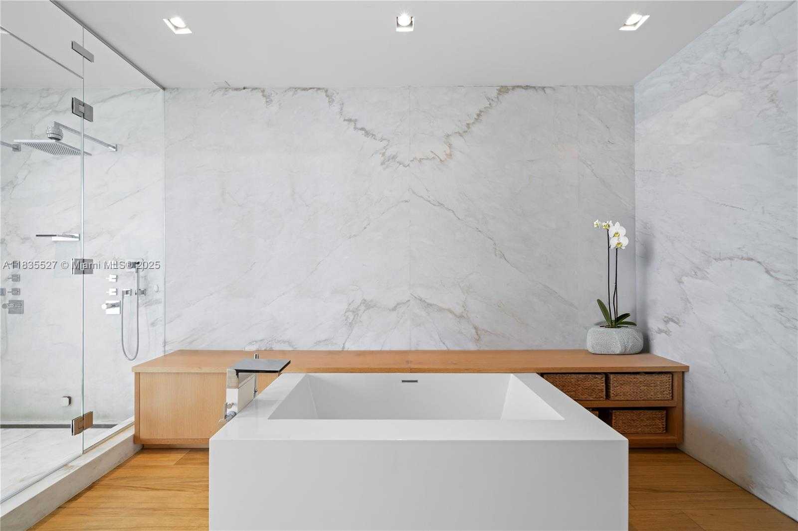 Small Image of 126 WEST SAN MARINO DR, Miami Beach Number 40