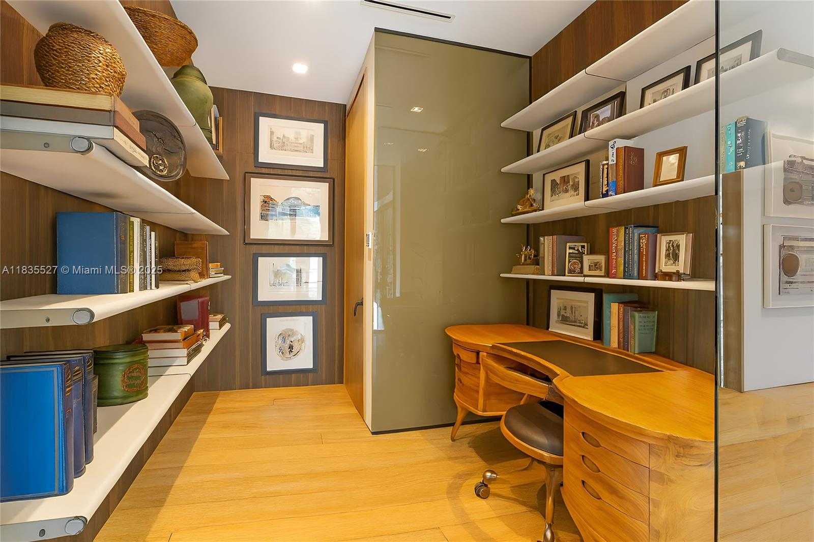 Small Image of 126 WEST SAN MARINO DR, Miami Beach Number 48