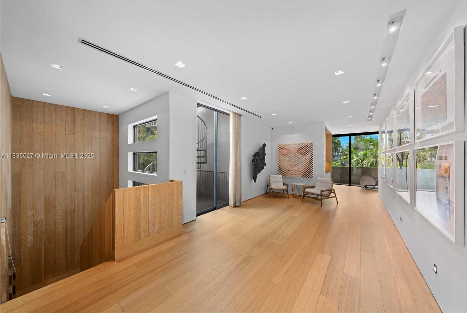 Small Image of 126 WEST SAN MARINO DR, Miami Beach Number 49