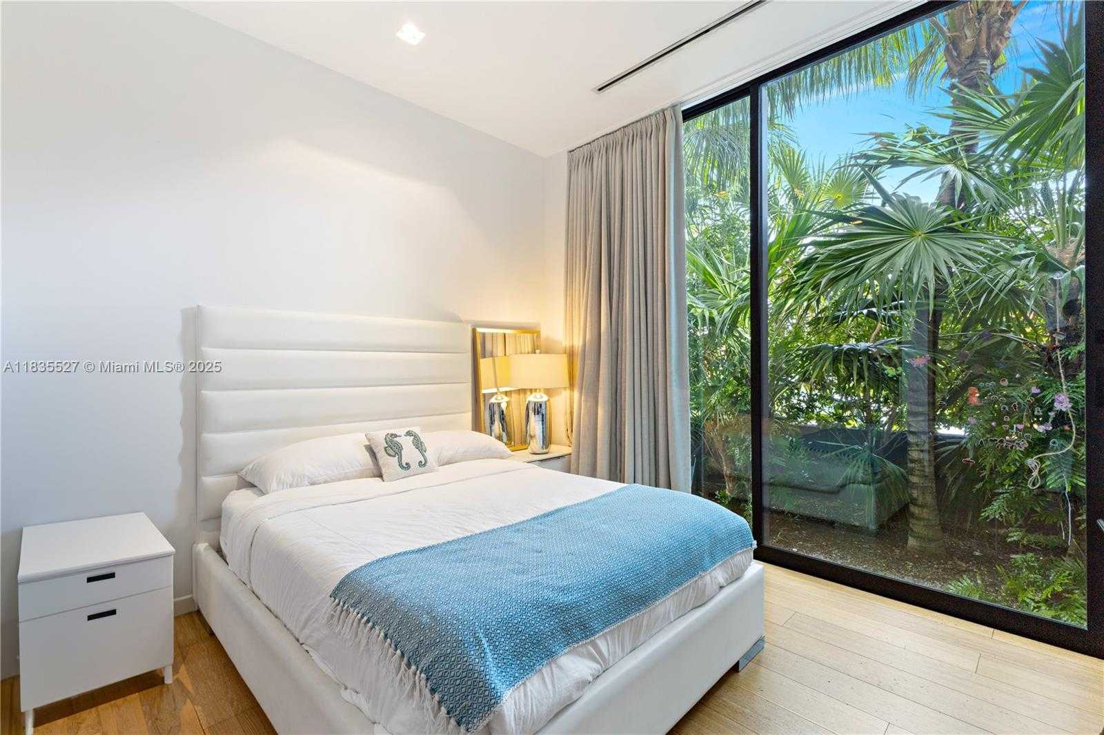 Small Image of 126 WEST SAN MARINO DR, Miami Beach Number 62