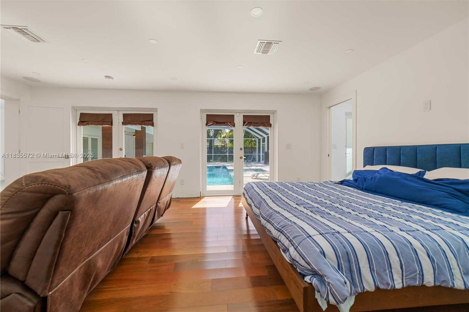Small Image of 15200 SOUTH WEST 81ST AVE, Palmetto Bay Number 29