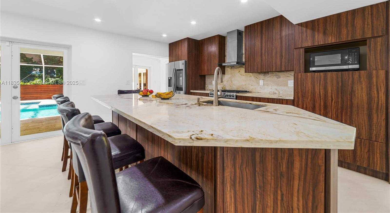 Small Image of 15200 SOUTH WEST 81ST AVE, Palmetto Bay Number 8