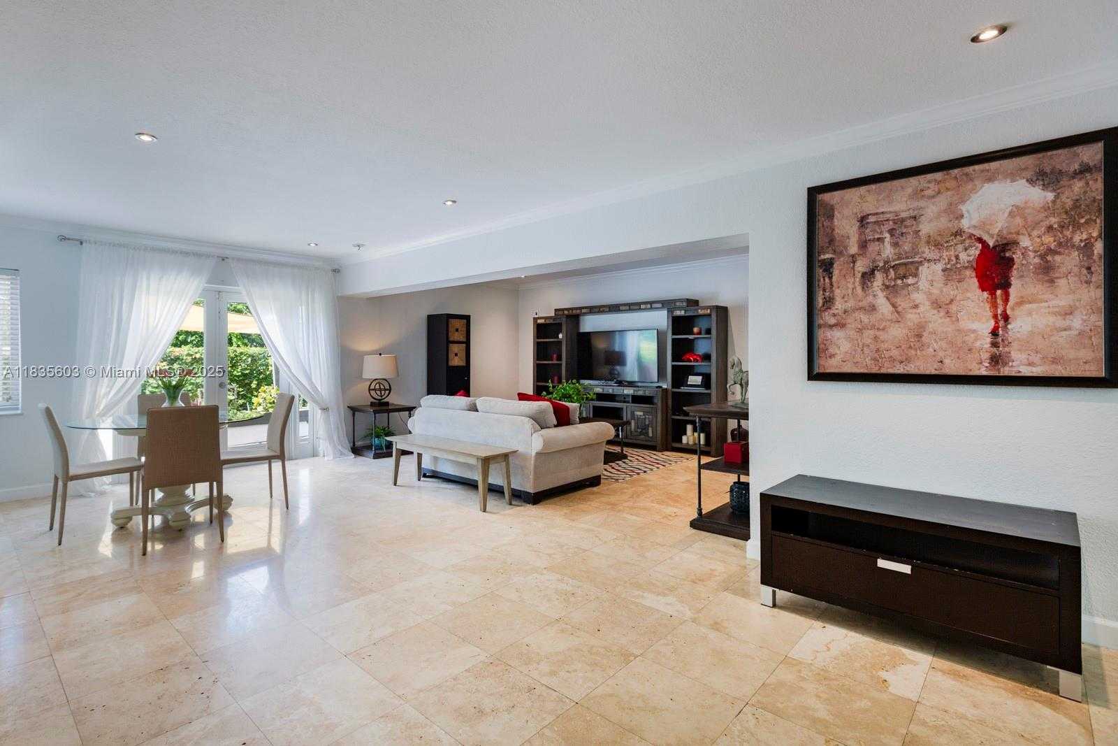 Small Image of 6302 SOUTH WEST 44TH ST, South Miami Number 8