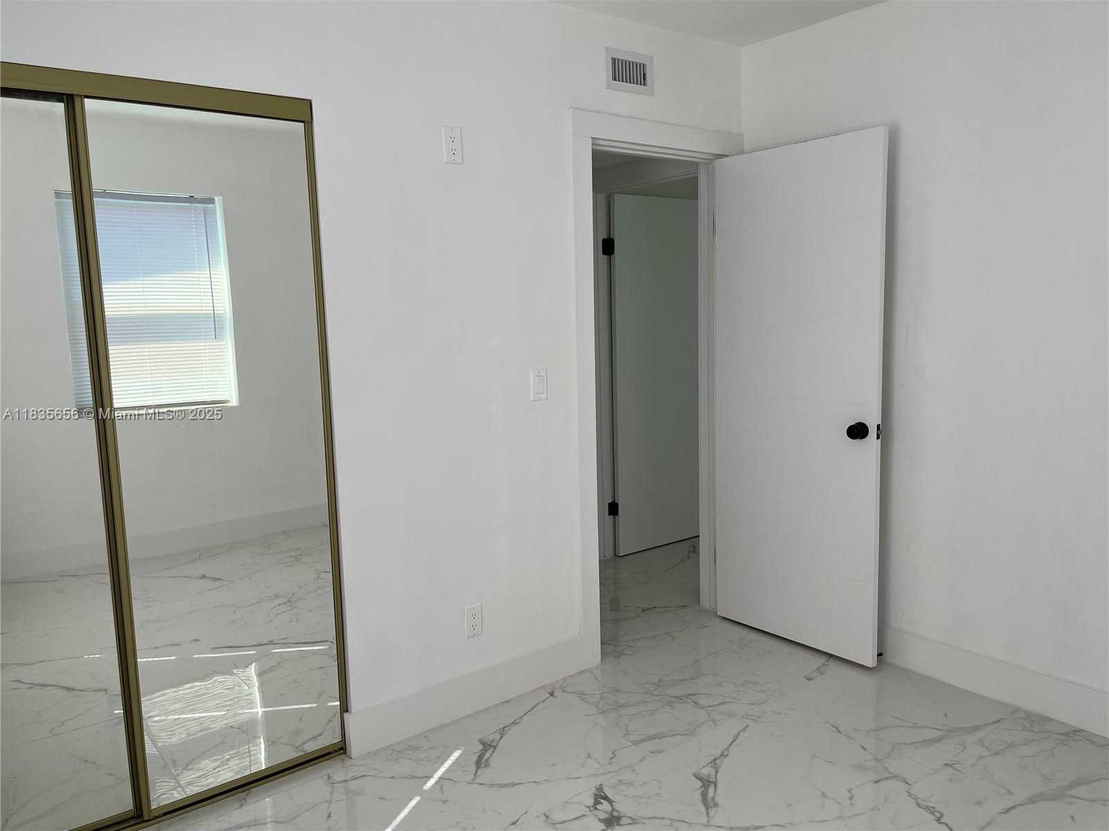 Small Image of 5301 NORTH EAST 17TH AVE, Pompano Beach Number 11