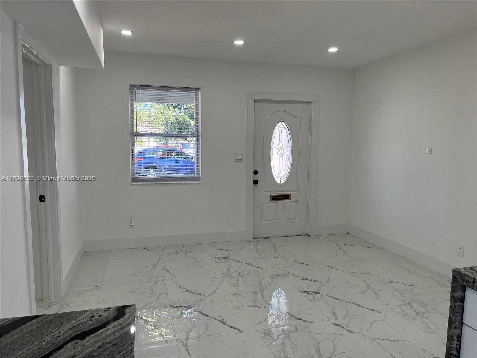 Small Image of 5301 NORTH EAST 17TH AVE, Pompano Beach Number 5