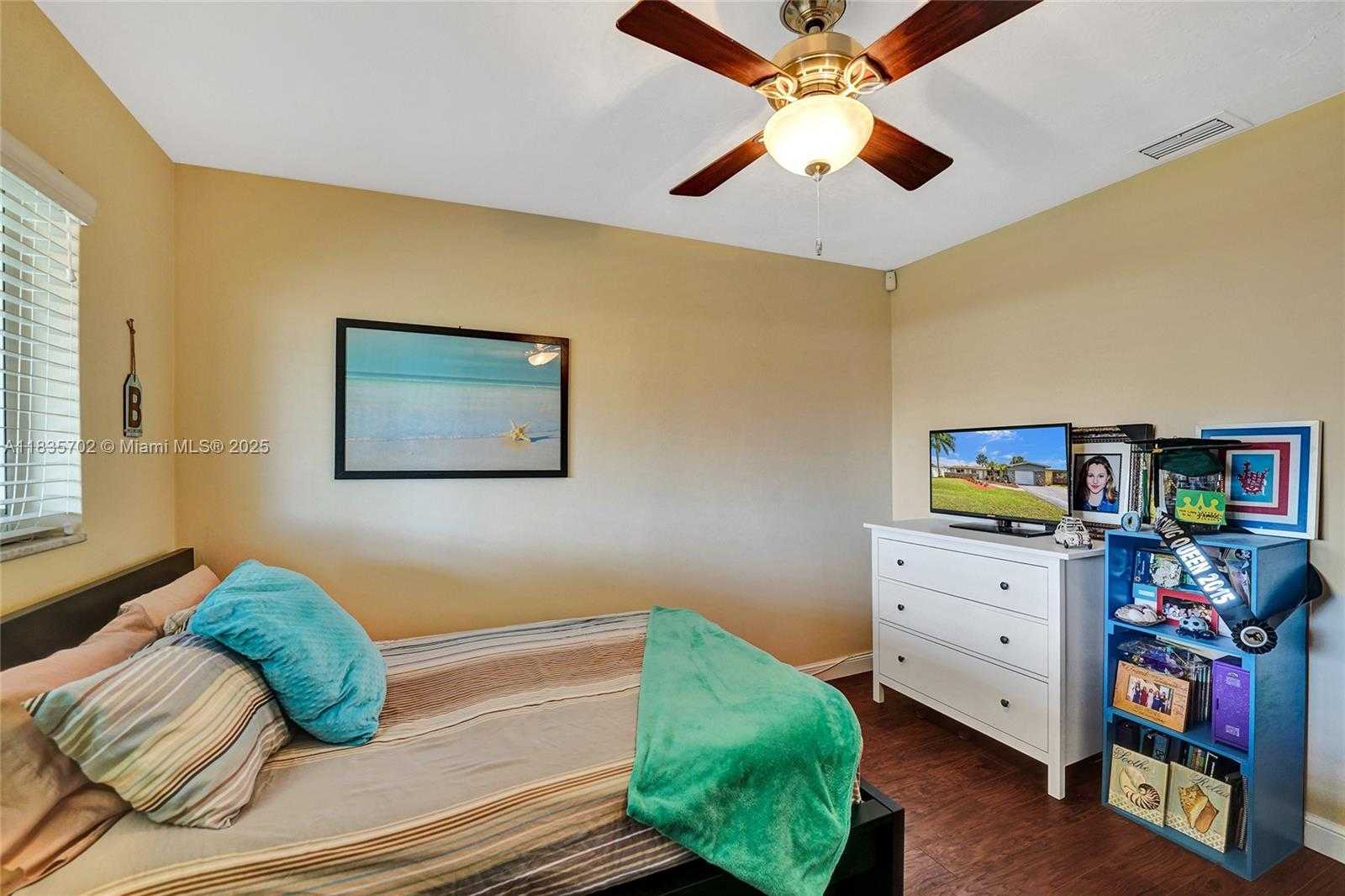 Small Image of 11000 NORTH WEST 20TH ST, Pembroke Pines Number 59