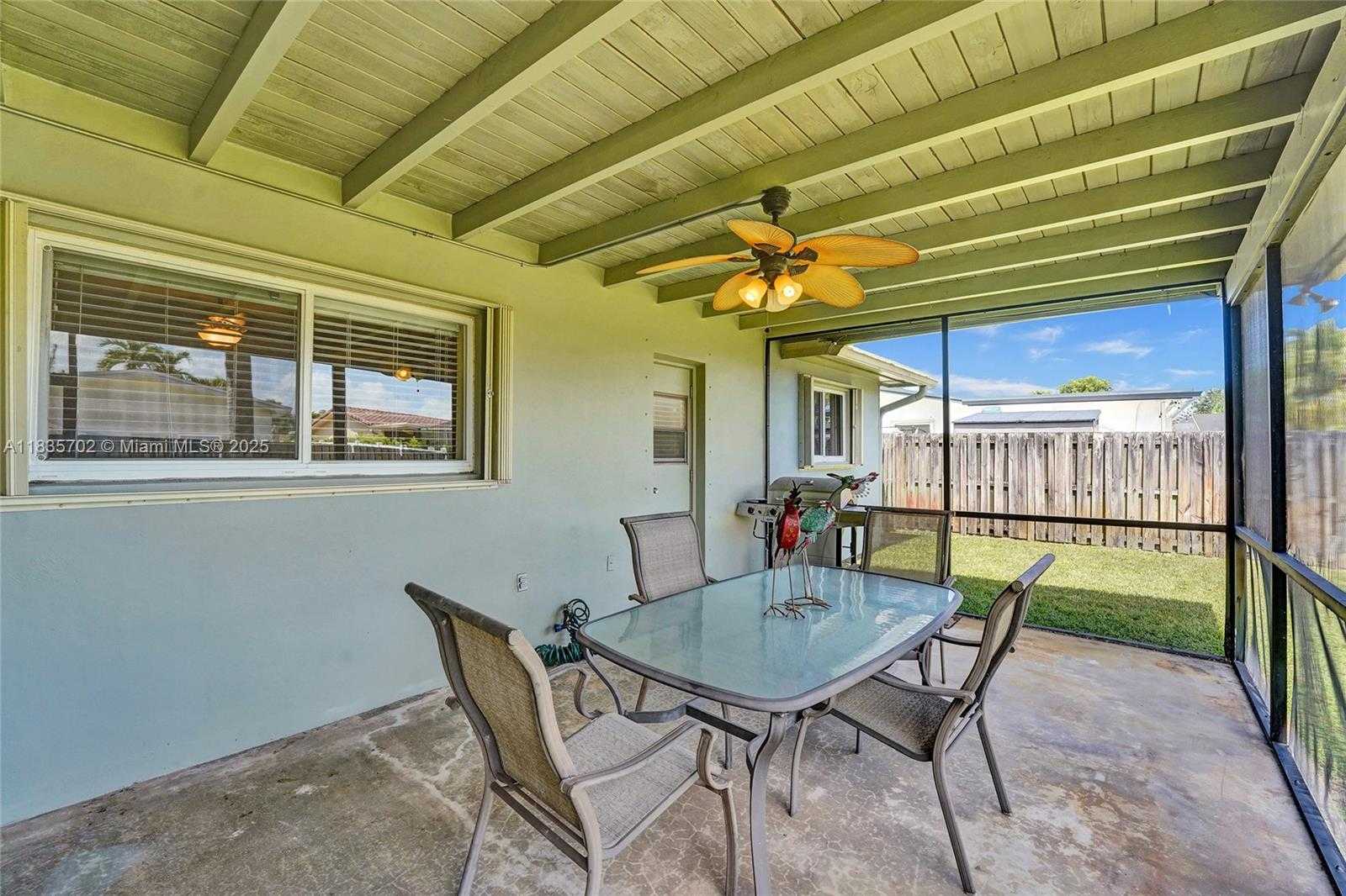Small Image of 11000 NORTH WEST 20TH ST, Pembroke Pines Number 68