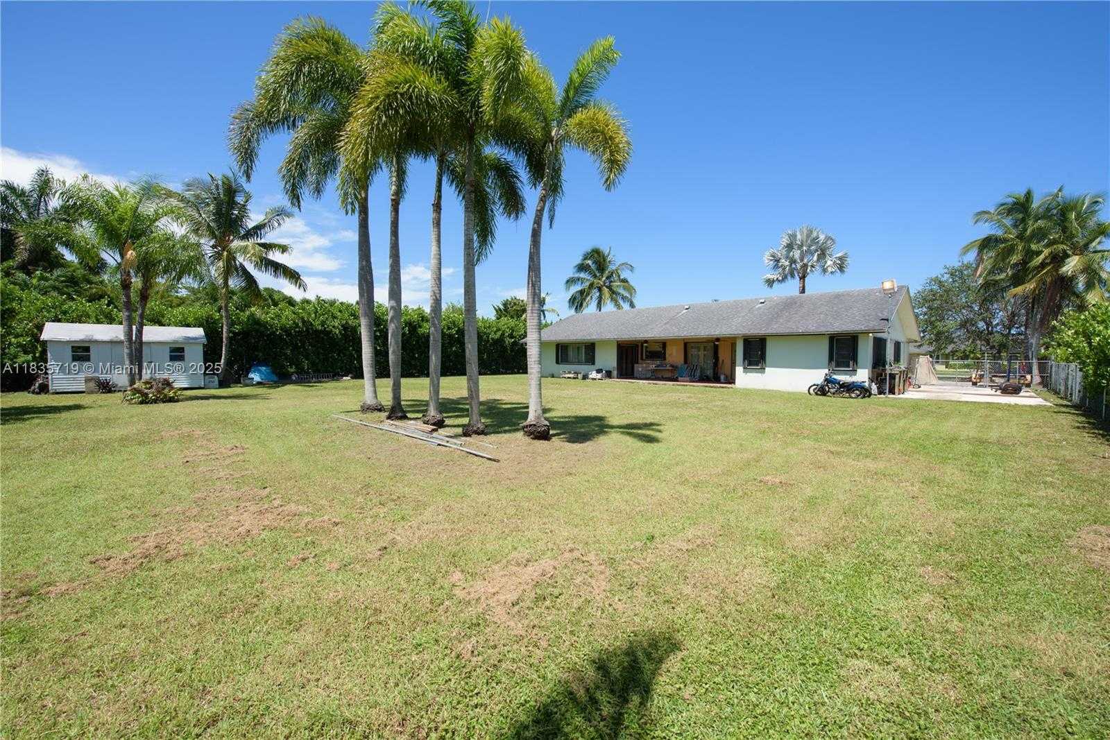 Small Image of 28242 SOUTH WEST 163RD CT, Homestead Number 22