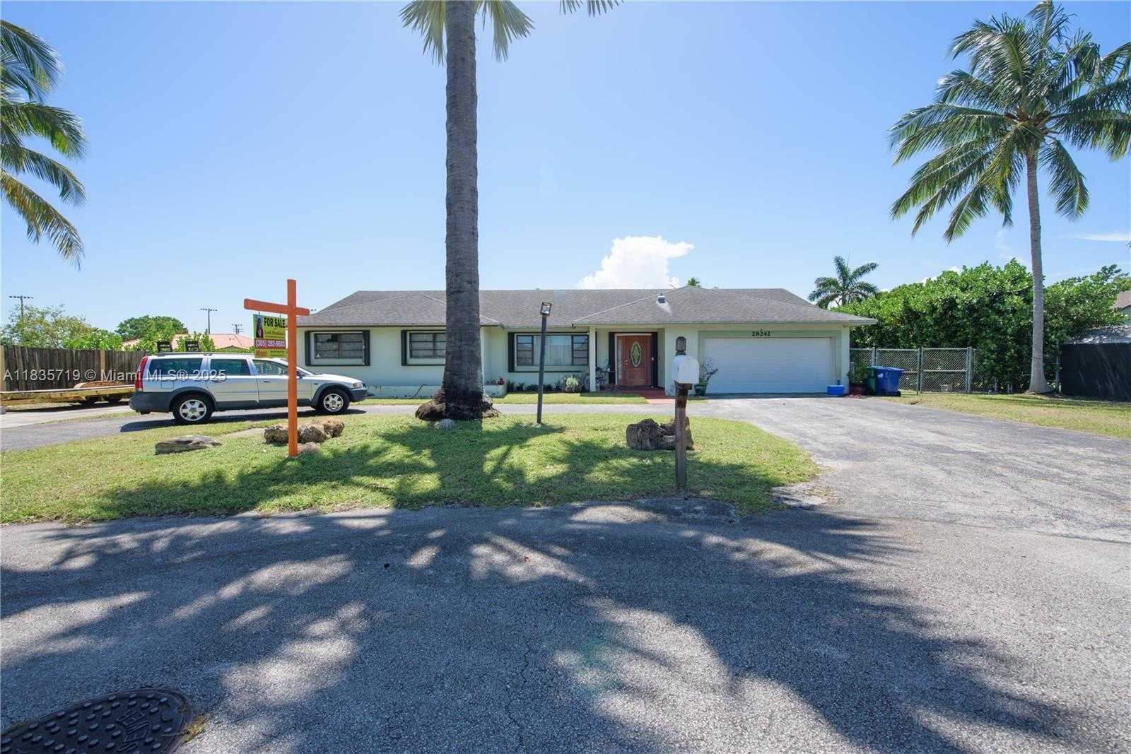 Small Image of 28242 SOUTH WEST 163RD CT, Homestead Number 23