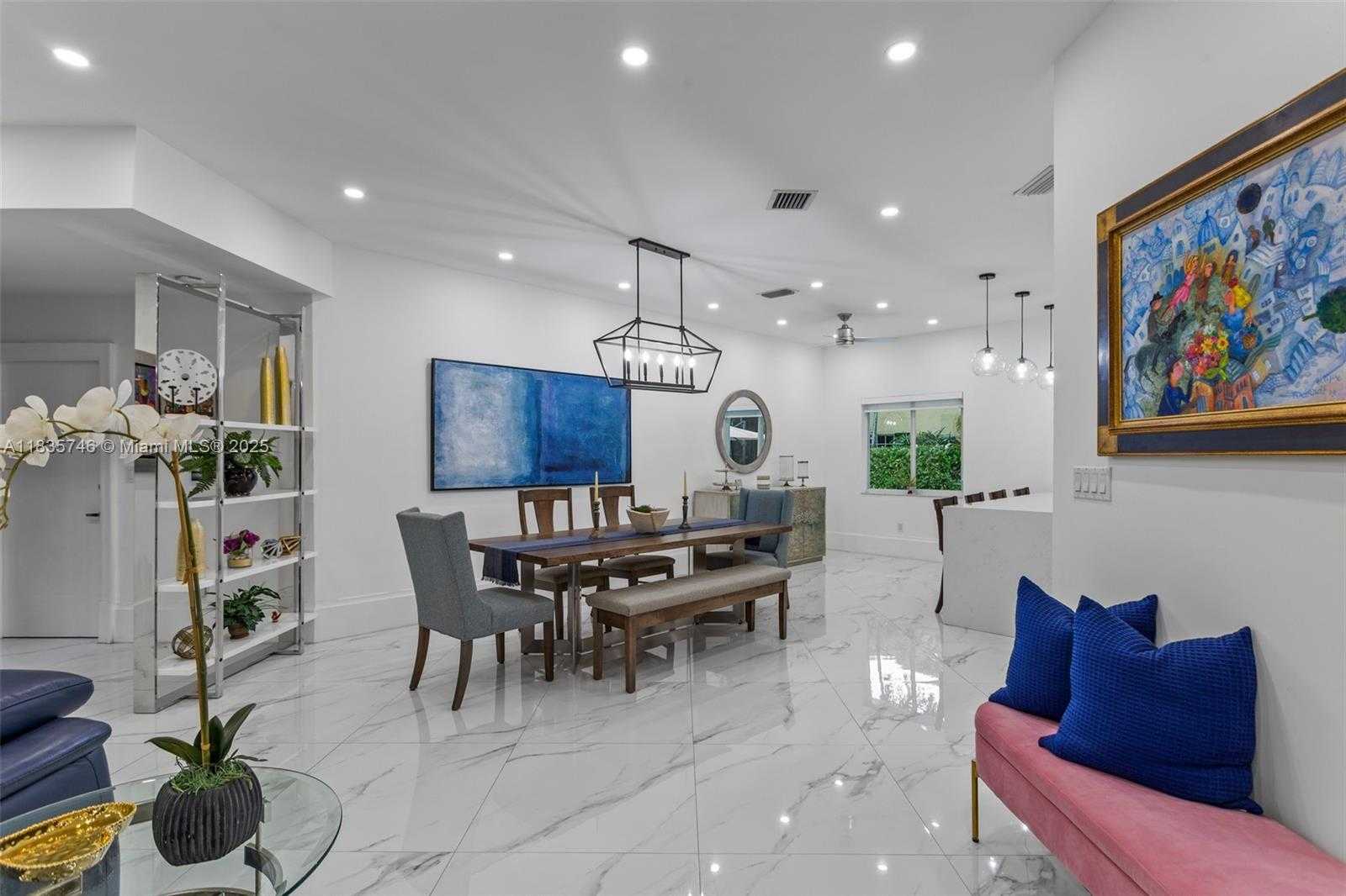 Small Image of 711 SUNSET RD, Coral Gables Number 10