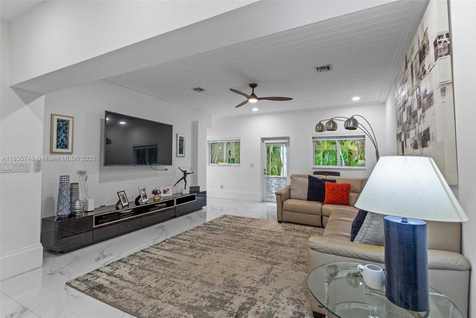 Small Image of 711 SUNSET RD, Coral Gables Number 23