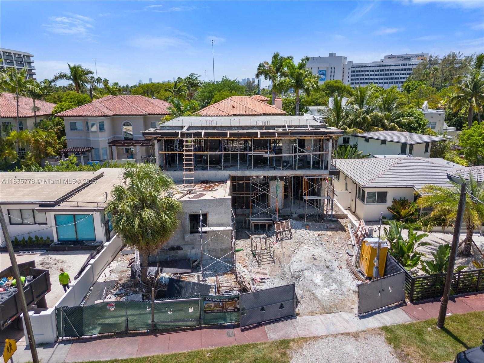 Small Image of 4152 ALTON RD, Miami Beach Number 15