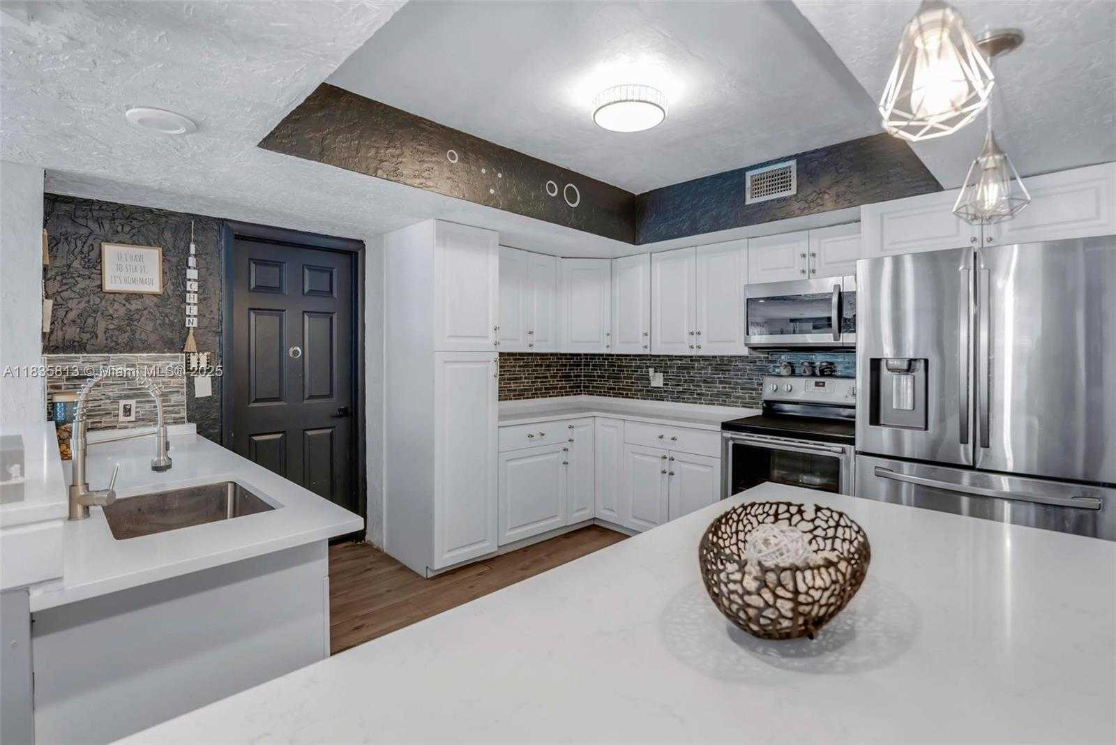 Small Image of 2239 NORTH WEST 65TH AVE, Margate Number 15