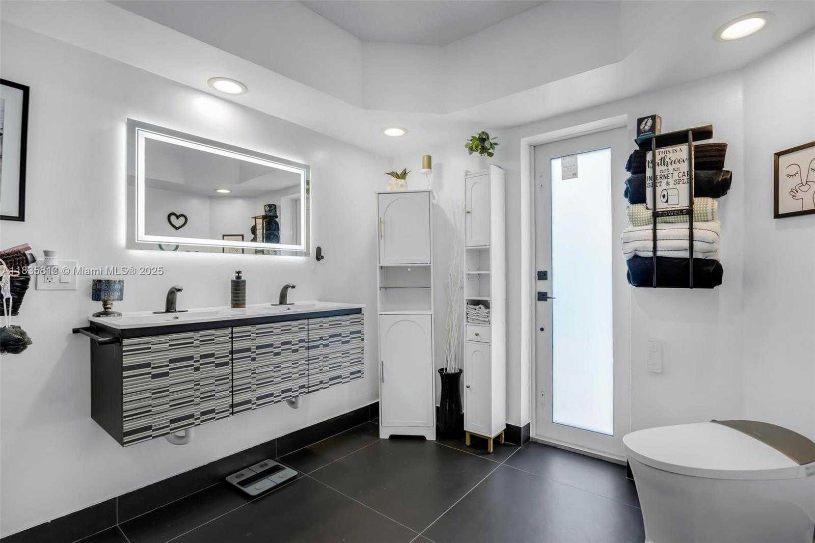 Small Image of 2239 NORTH WEST 65TH AVE, Margate Number 22